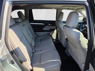 2017 Toyota Highlander XLE V6 AWD (Natl)