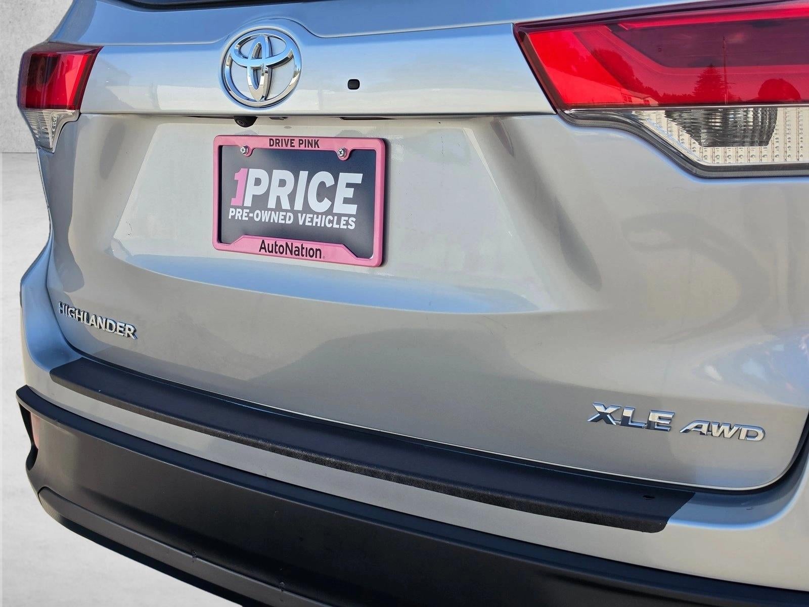 2017 Toyota Highlander XLE V6 AWD (Natl)
