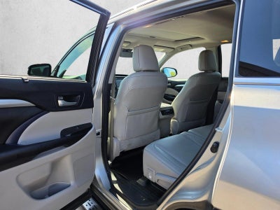 2017 Toyota Highlander XLE V6 AWD (Natl)