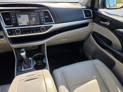 2017 Toyota Highlander XLE V6 AWD (Natl)