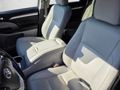 2017 Toyota Highlander XLE V6 AWD (Natl)