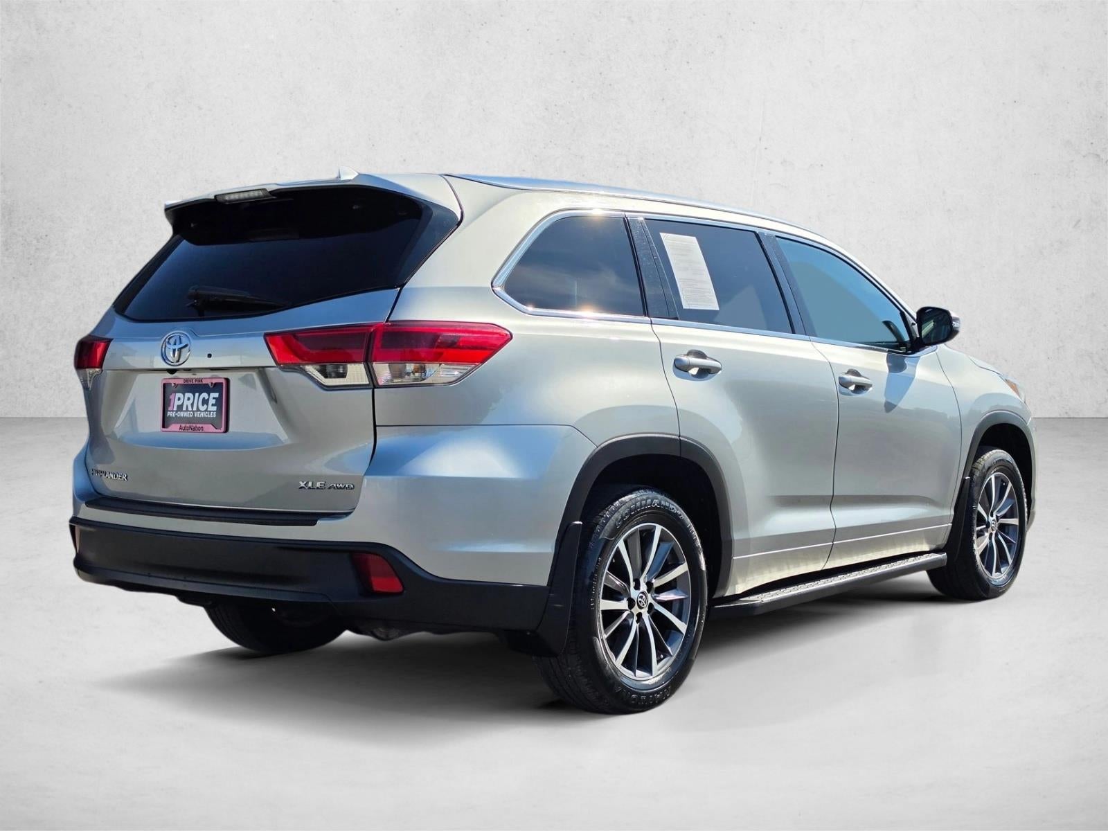 2017 Toyota Highlander XLE V6 AWD (Natl)