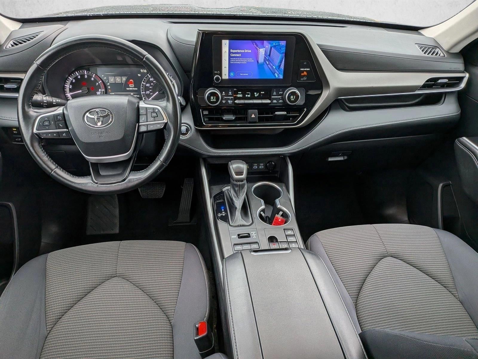 2023 Toyota Highlander LE AWD (Natl)