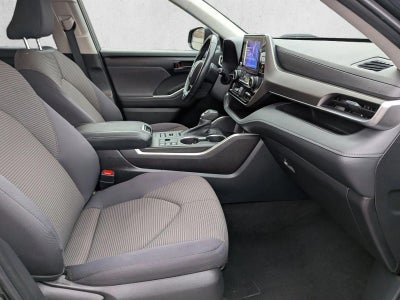 2023 Toyota Highlander LE AWD (Natl)