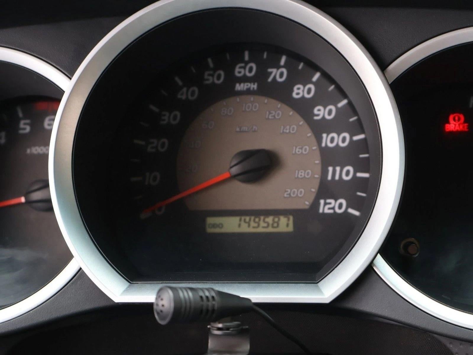 2010 Toyota Tacoma 4WD Double Cab Short Bed V6 Manual (Natl)