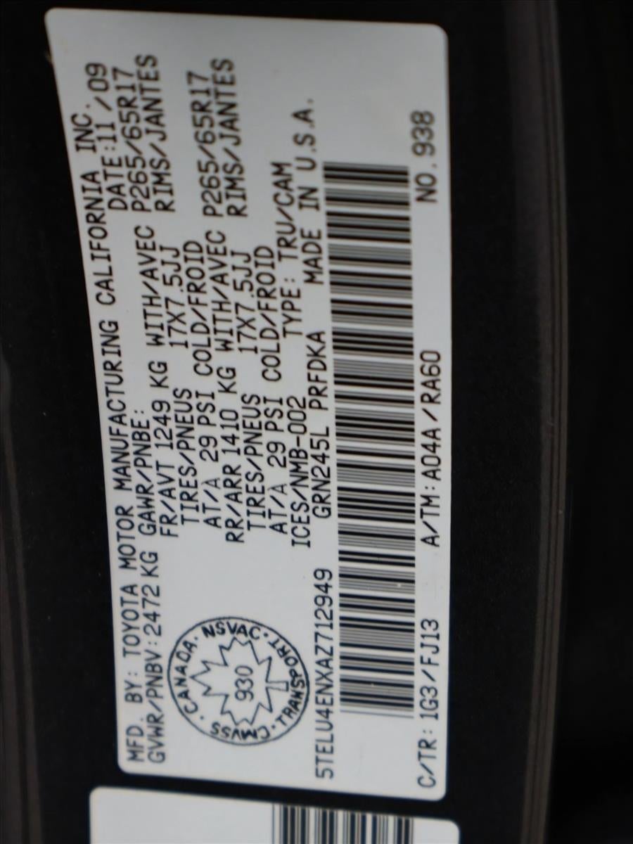 2010 Toyota Tacoma 4WD Double Cab Short Bed V6 Manual (Natl)