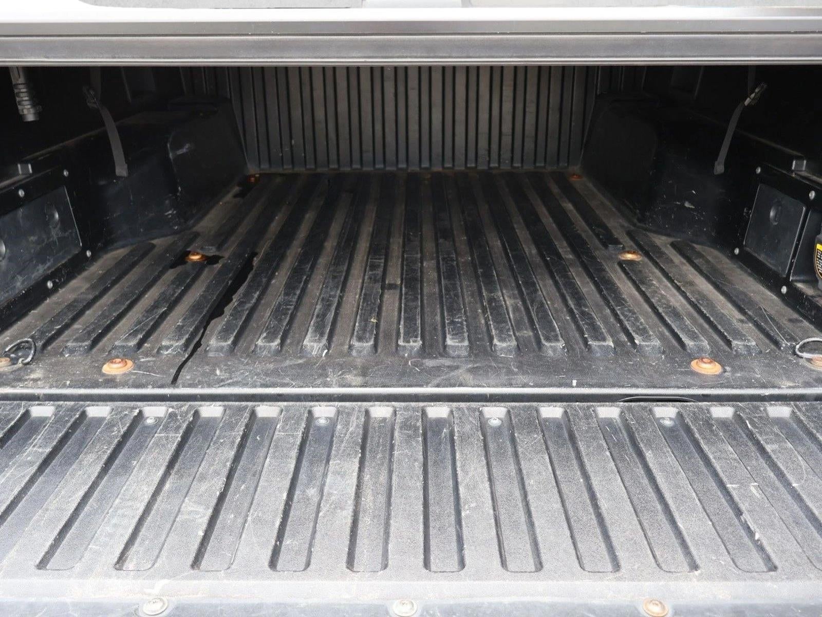 2010 Toyota Tacoma 4WD Double Cab Short Bed V6 Manual (Natl)