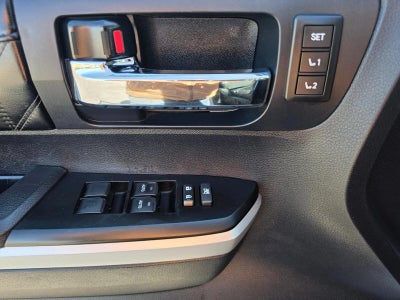 2015 Toyota Tundra 4WD Truck 4WD CrewMax Short Bed 5.7L Platinum (Natl)