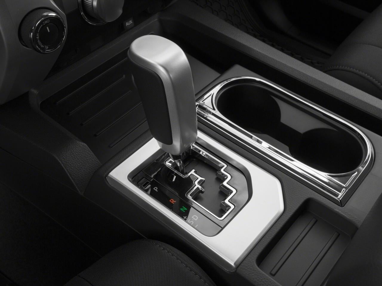 2017 Toyota Tundra 4WD 4WD SR5 CrewMax 5.5' Bed 5.7L (Natl)