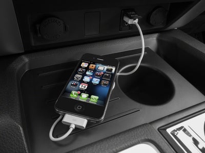 2017 Toyota Tundra 4WD 4WD SR5 CrewMax 5.5' Bed 5.7L (Natl)