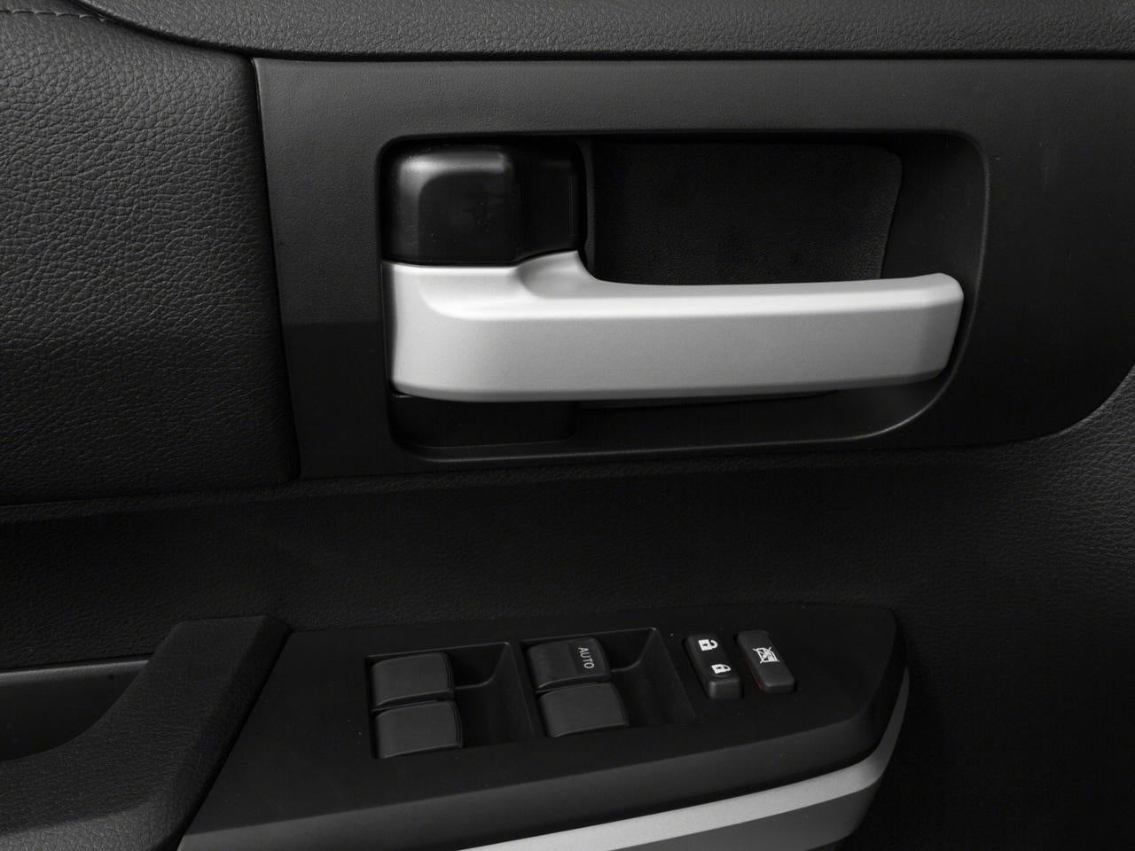 2017 Toyota Tundra 4WD 4WD SR5 CrewMax 5.5' Bed 5.7L (Natl)