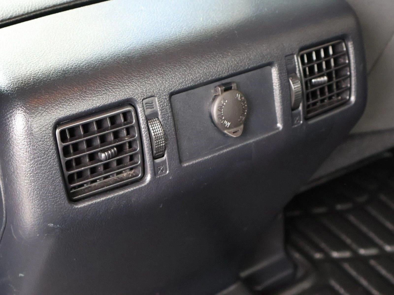 2021 Toyota Tundra 4WD 4WD SR5 CrewMax 5.5' Bed 5.7L (SE)