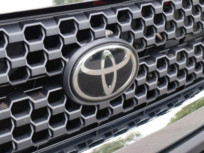 2021 Toyota Tundra 4WD 4WD SR5 CrewMax 5.5' Bed 5.7L (SE)