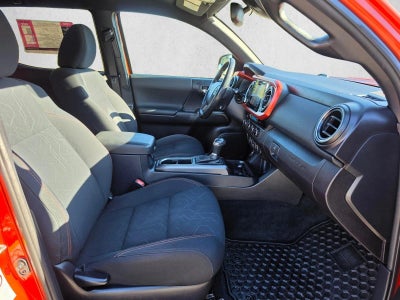 2018 Toyota Tacoma SR5 Double Cab 6' Bed V6 4x4 AT (Natl)