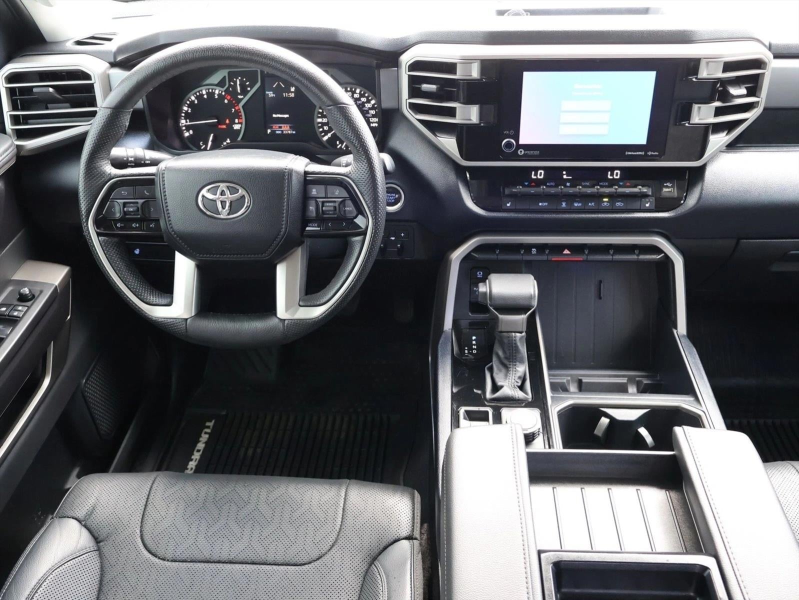 2024 Toyota Tundra 4WD 4WD SR5 CrewMax 5.5' Bed (Natl)