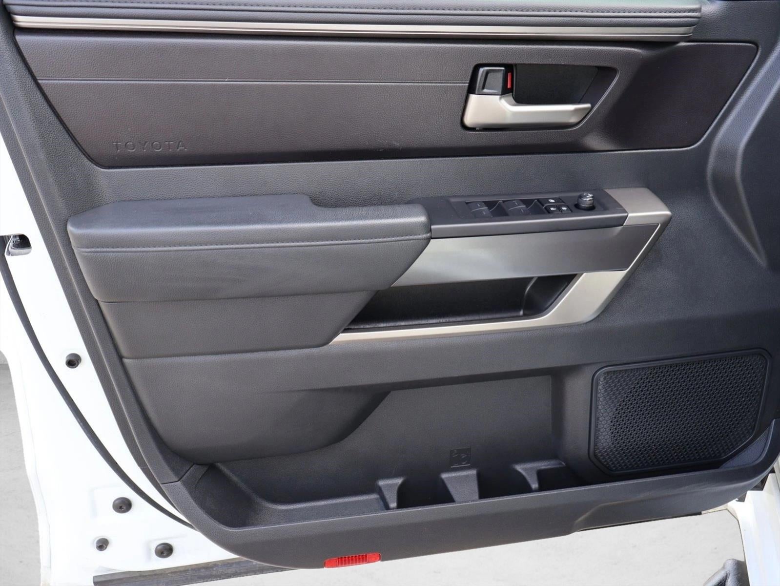 2024 Toyota Tundra 4WD 4WD SR5 CrewMax 5.5' Bed (Natl)