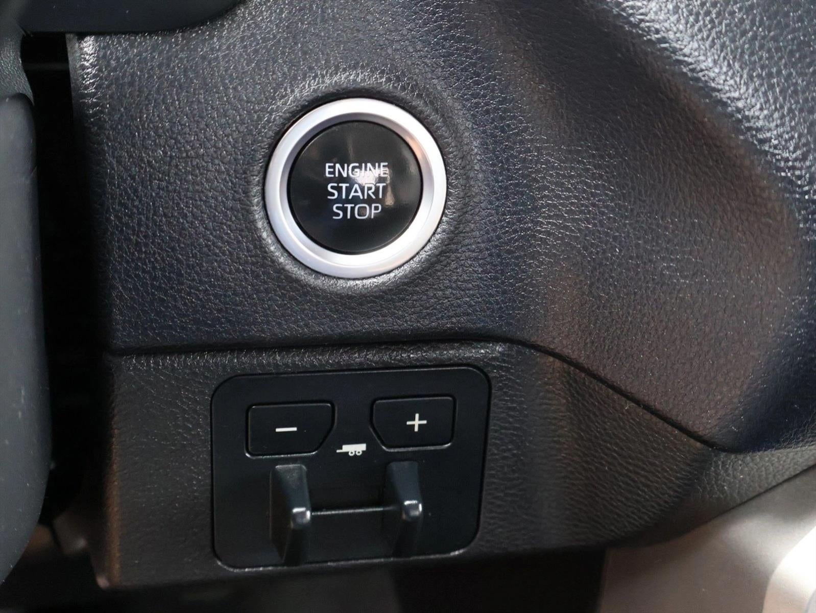 2024 Toyota Tundra 4WD 4WD SR5 CrewMax 5.5' Bed (Natl)