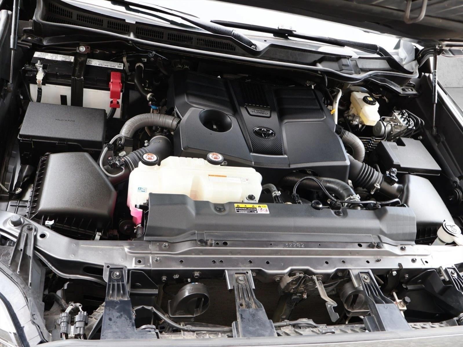 2024 Toyota Tundra 4WD 4WD SR5 CrewMax 5.5' Bed (Natl)