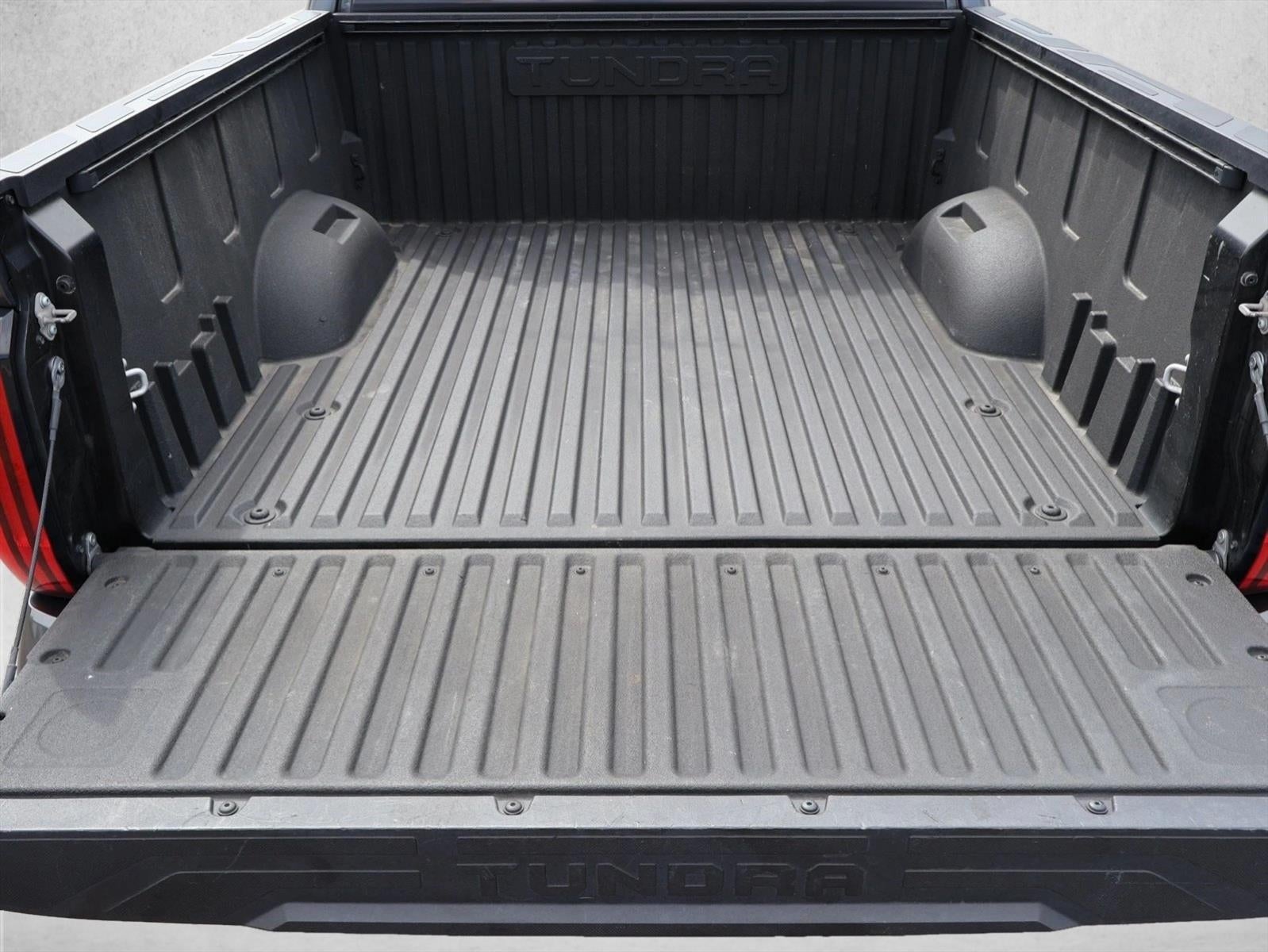 2024 Toyota Tundra 4WD 4WD SR5 CrewMax 5.5' Bed (Natl)