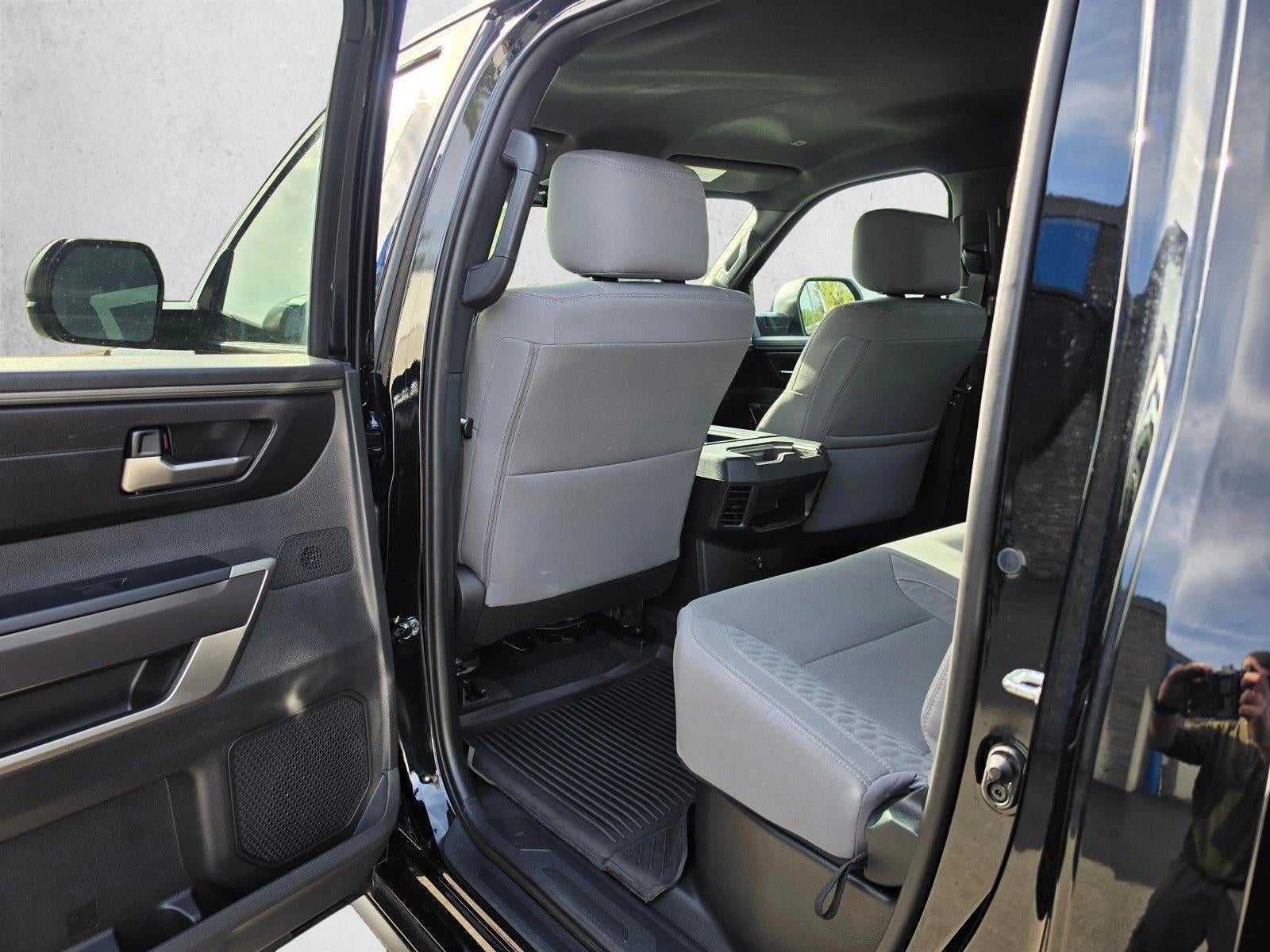 2025 Toyota Tundra 4WD 4WD SR5 CrewMax 5.5' Bed (Natl)