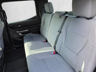 2025 Toyota Tundra 4WD 4WD SR5 CrewMax 5.5' Bed (Natl)