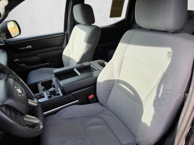 2025 Toyota Tundra 4WD 4WD SR5 CrewMax 5.5' Bed (Natl)
