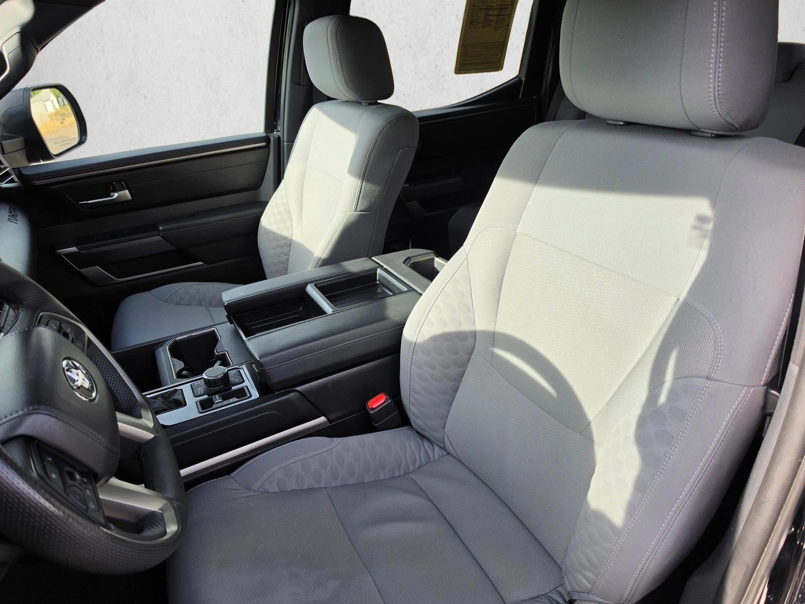 2025 Toyota Tundra 4WD 4WD SR5 CrewMax 5.5' Bed (Natl)