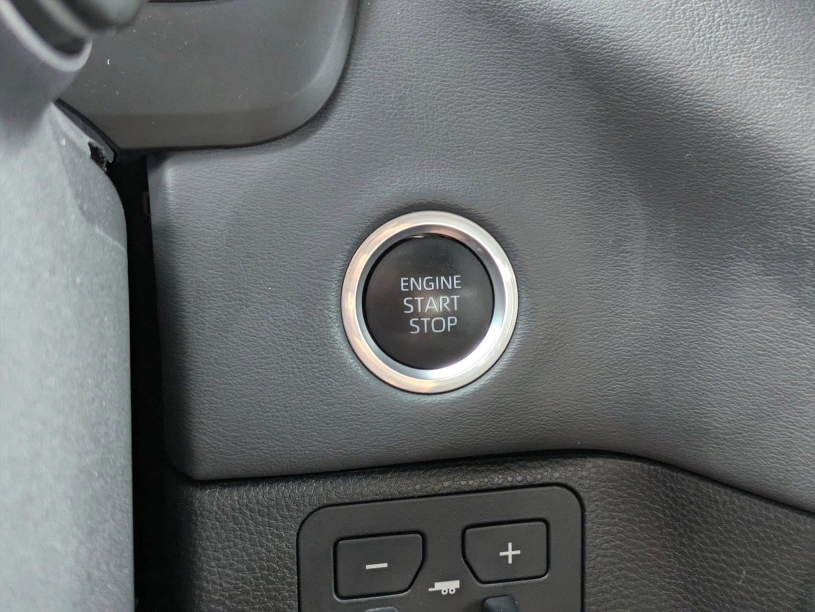 2023 Toyota Tundra 4WD 4WD Platinum CrewMax 6.5' Bed (Natl)