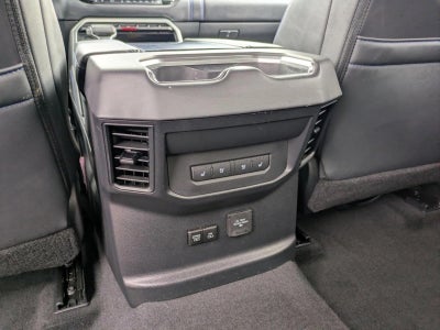2023 Toyota Tundra 4WD 4WD Platinum CrewMax 6.5' Bed (Natl)