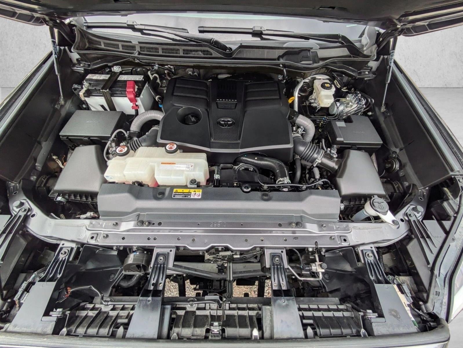 2023 Toyota Tundra 4WD 4WD Platinum CrewMax 6.5' Bed (Natl)