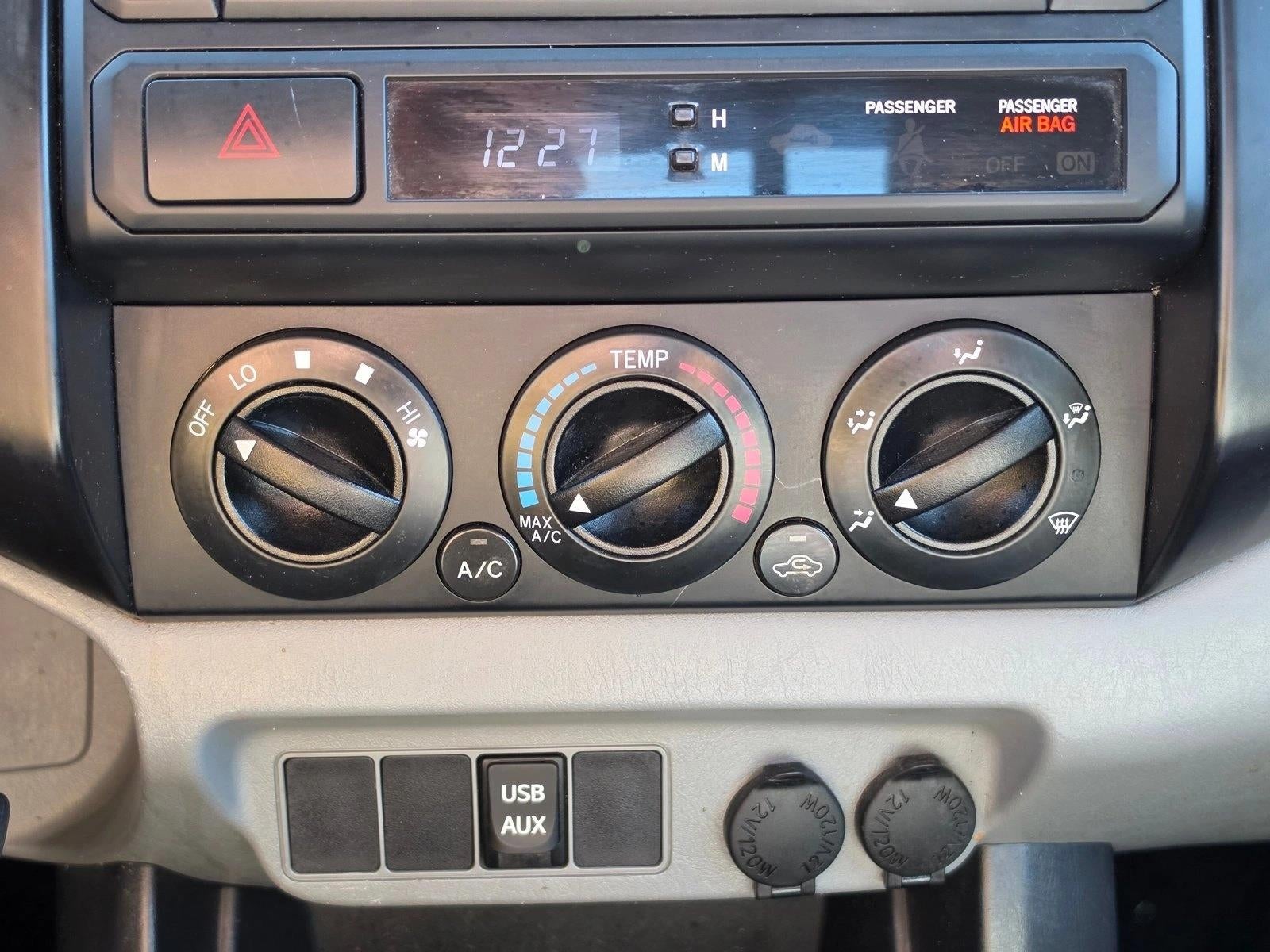 2013 Toyota Tacoma 2WD Regular Cab Standard Bed I4 Manual (Natl)