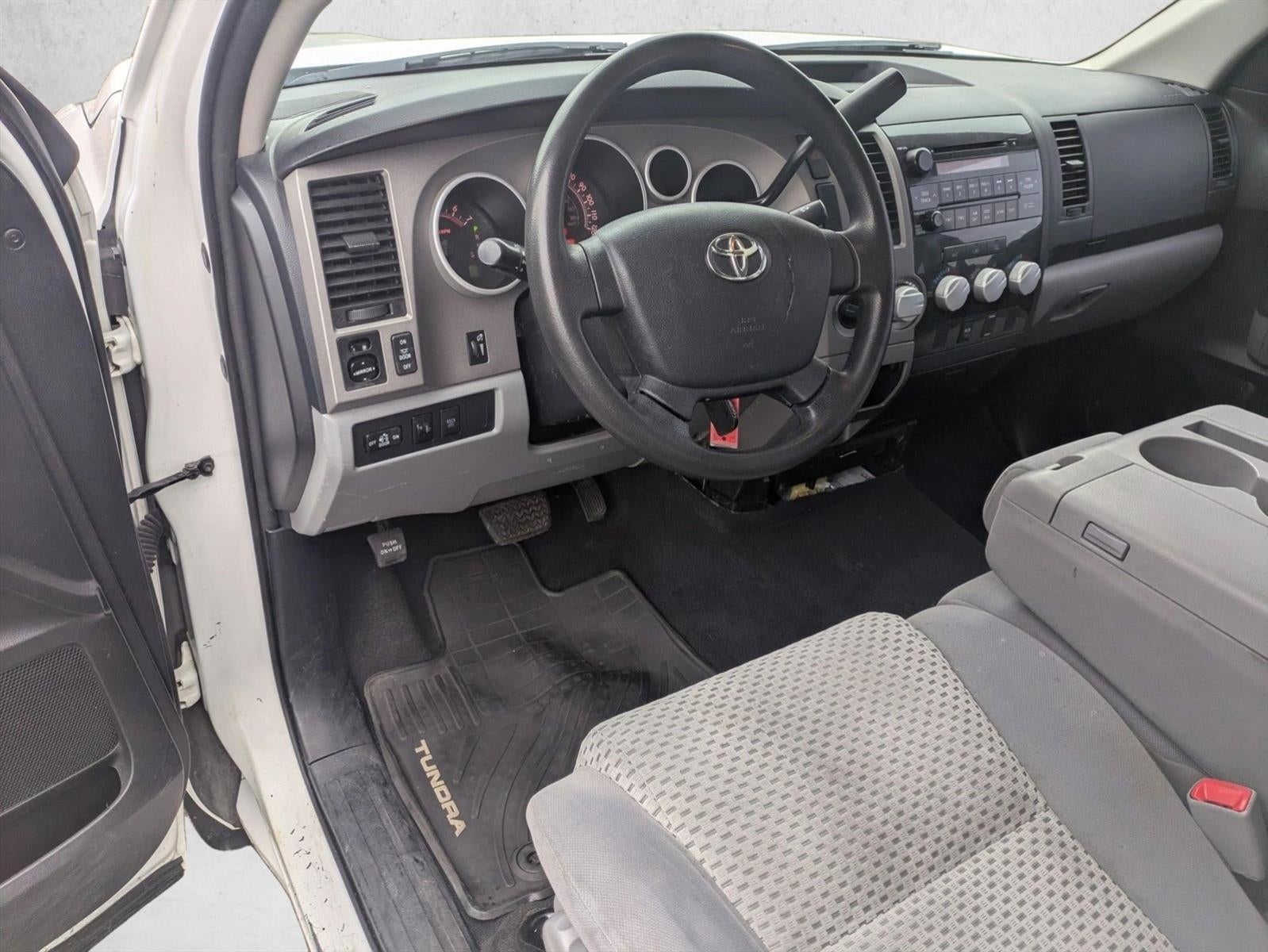 2013 Toyota Tundra 4WD Truck 4WD Double Cab Standard Bed 4.6L V8 (Natl)