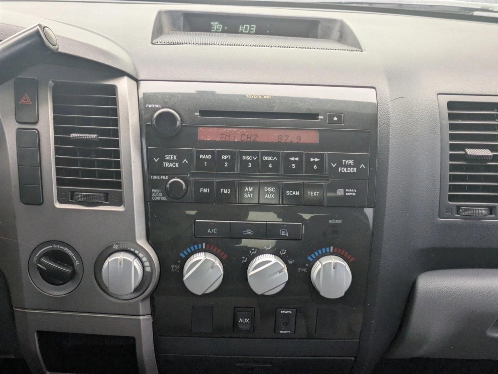 2013 Toyota Tundra 4WD Truck 4WD Double Cab Standard Bed 4.6L V8 (Natl)