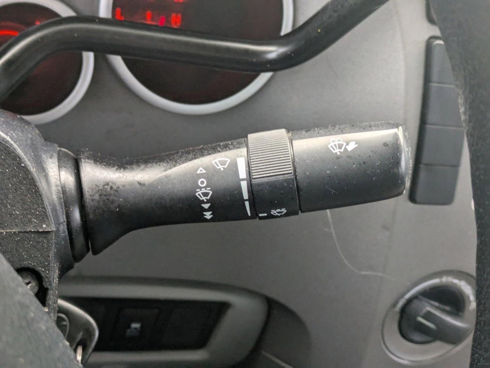 2013 Toyota Tundra 4WD Truck 4WD Double Cab Standard Bed 4.6L V8 (Natl)