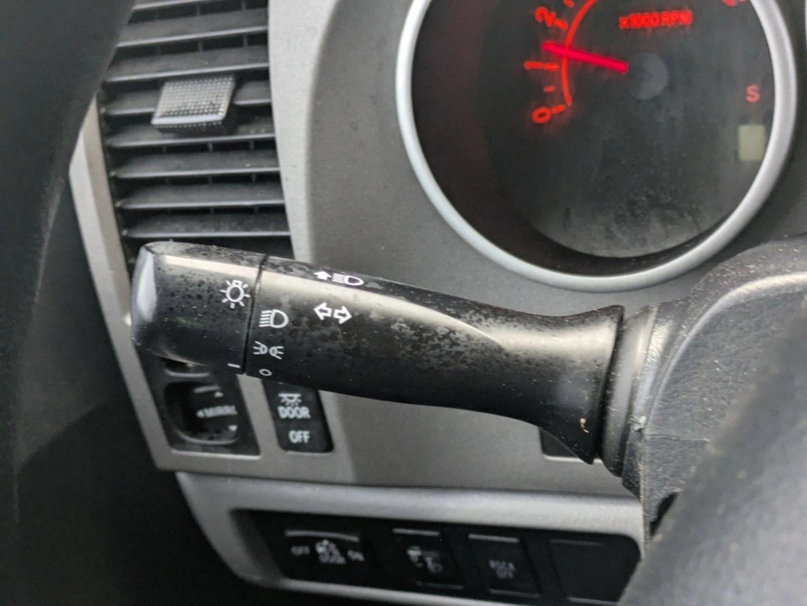 2013 Toyota Tundra 4WD Truck 4WD Double Cab Standard Bed 4.6L V8 (Natl)