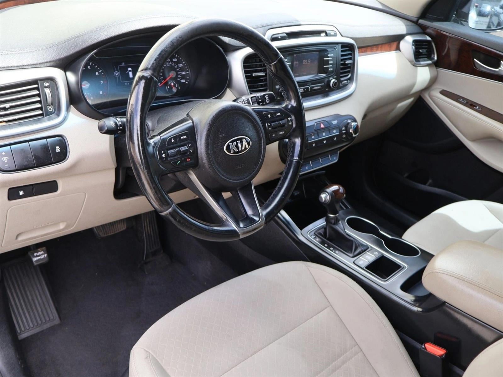 2016 Kia Sorento AWD 4dr 2.4L LX