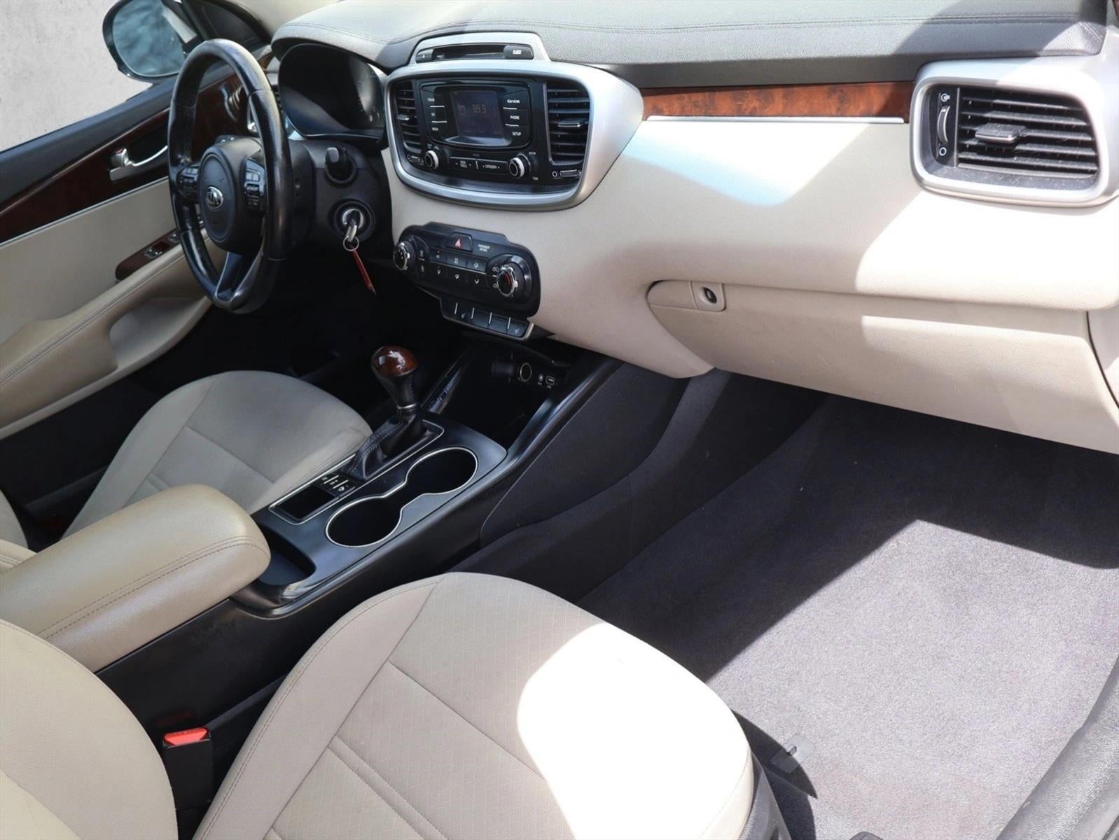 2016 Kia Sorento AWD 4dr 2.4L LX
