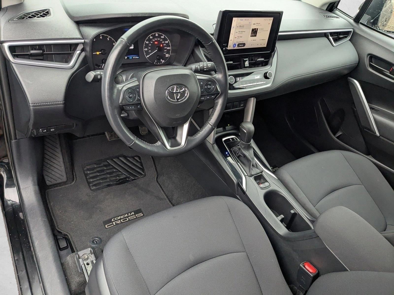 2024 Toyota Corolla Cross LE 4WD (Natl)