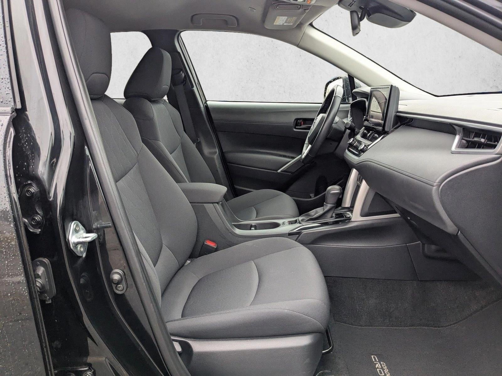 2024 Toyota Corolla Cross LE 4WD (Natl)