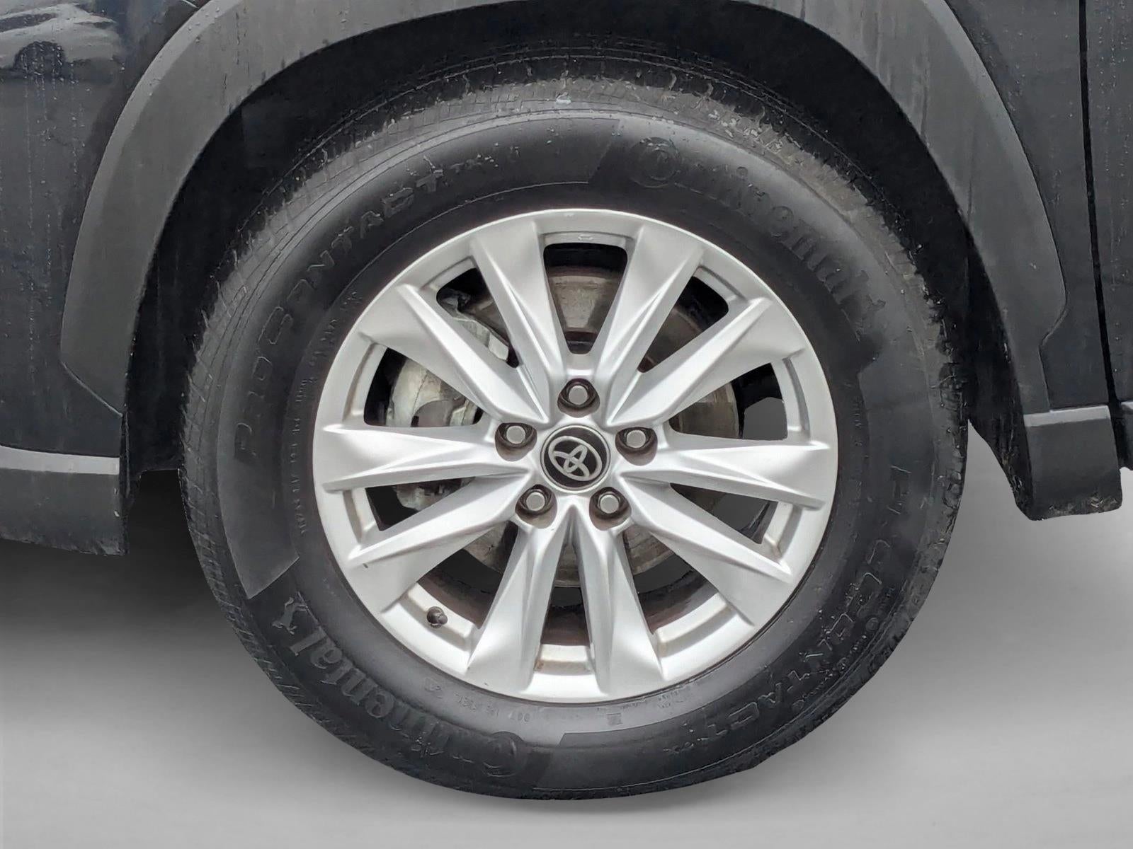 2024 Toyota Corolla Cross LE 4WD (Natl)