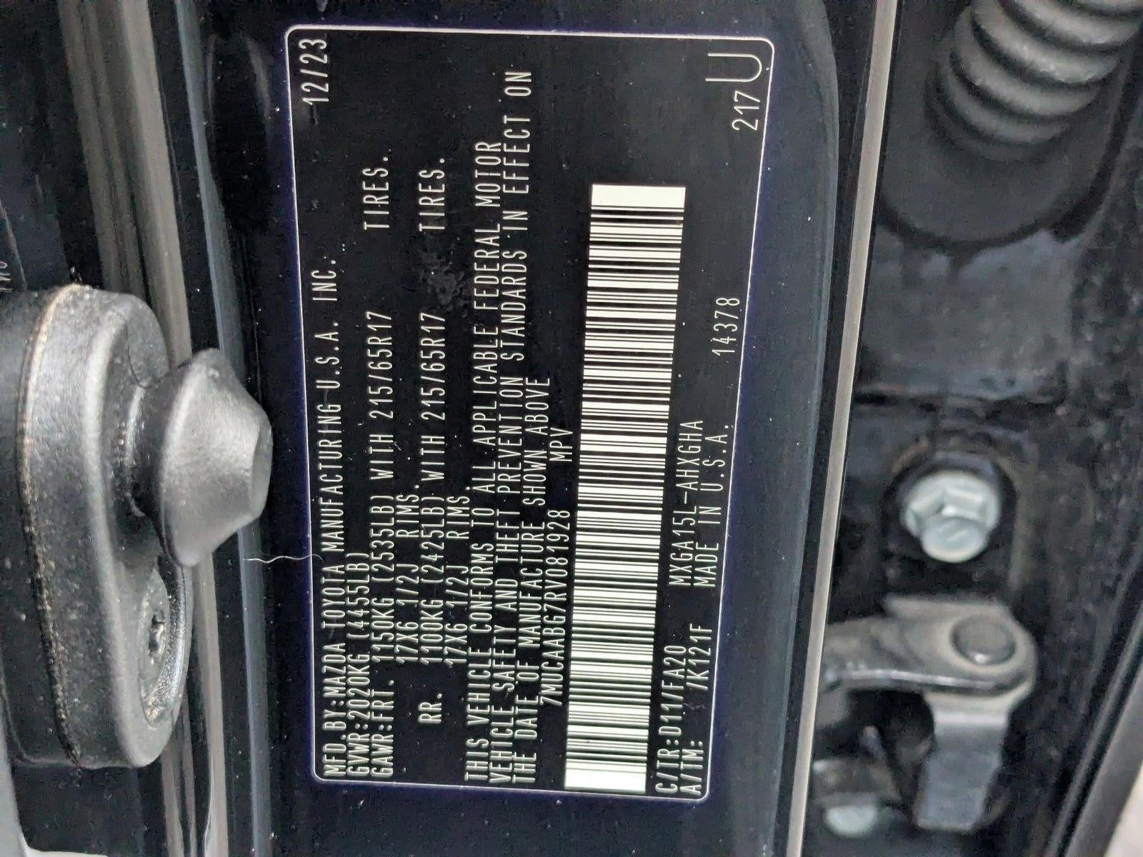 2024 Toyota Corolla Cross LE 4WD (Natl)