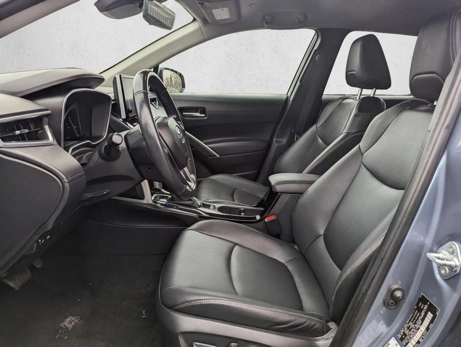 2024 Toyota Corolla Cross XLE 4WD (Natl)