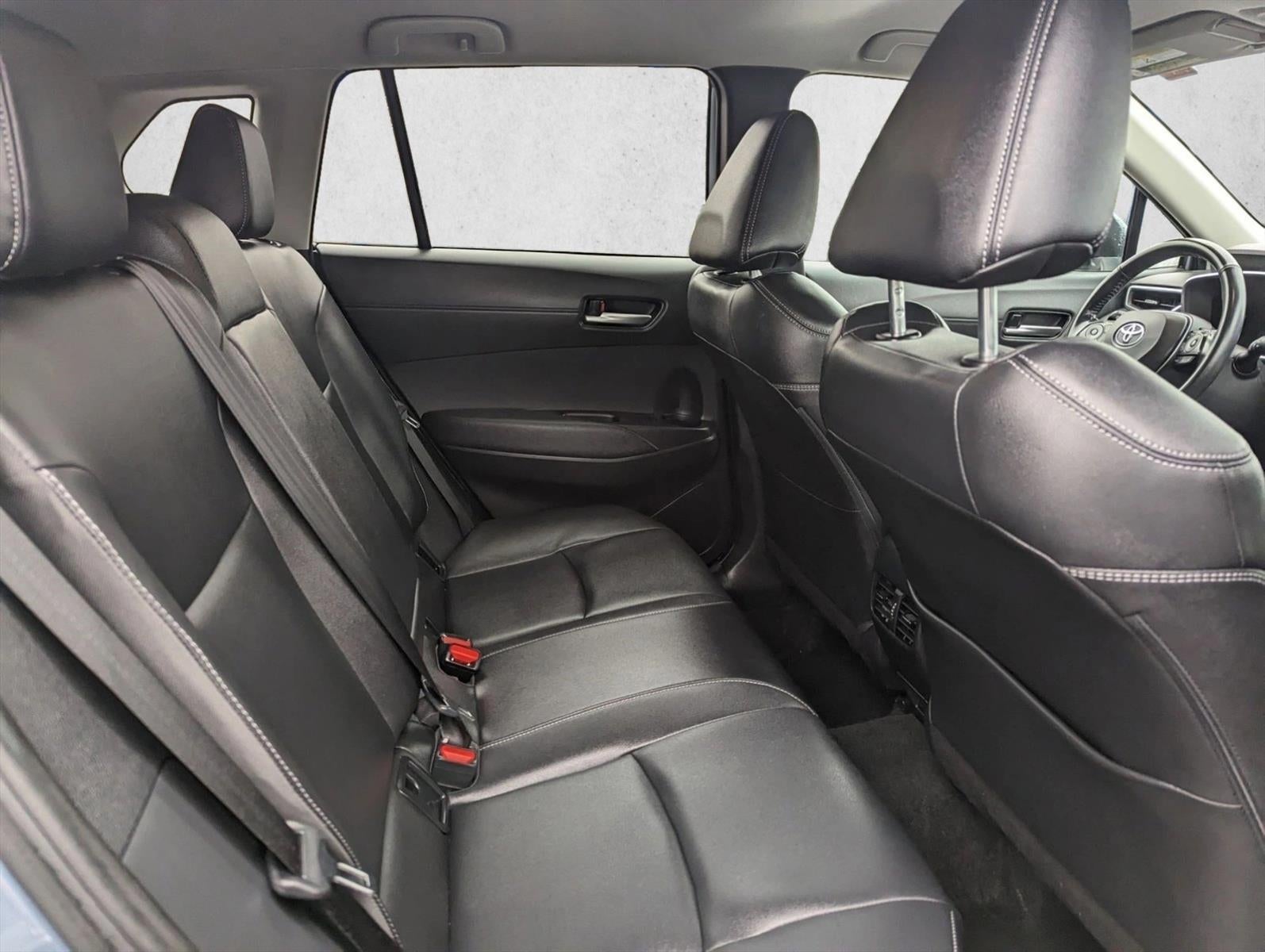 2024 Toyota Corolla Cross XLE 4WD (Natl)