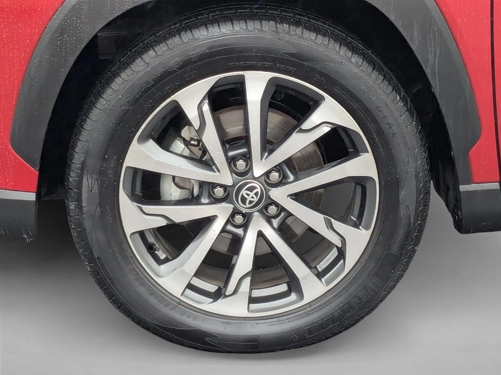 2023 Toyota Corolla Cross XLE 4WD (Natl)