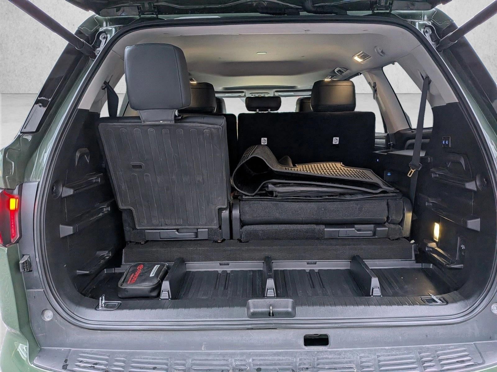 2023 Toyota Sequoia Limited 4WD (Natl)