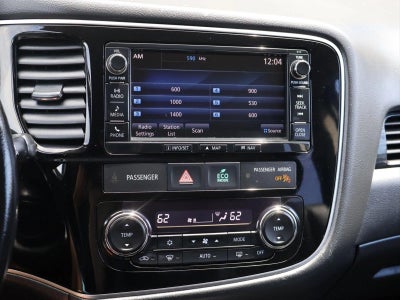 2016 Mitsubishi Outlander AWC 4dr SE