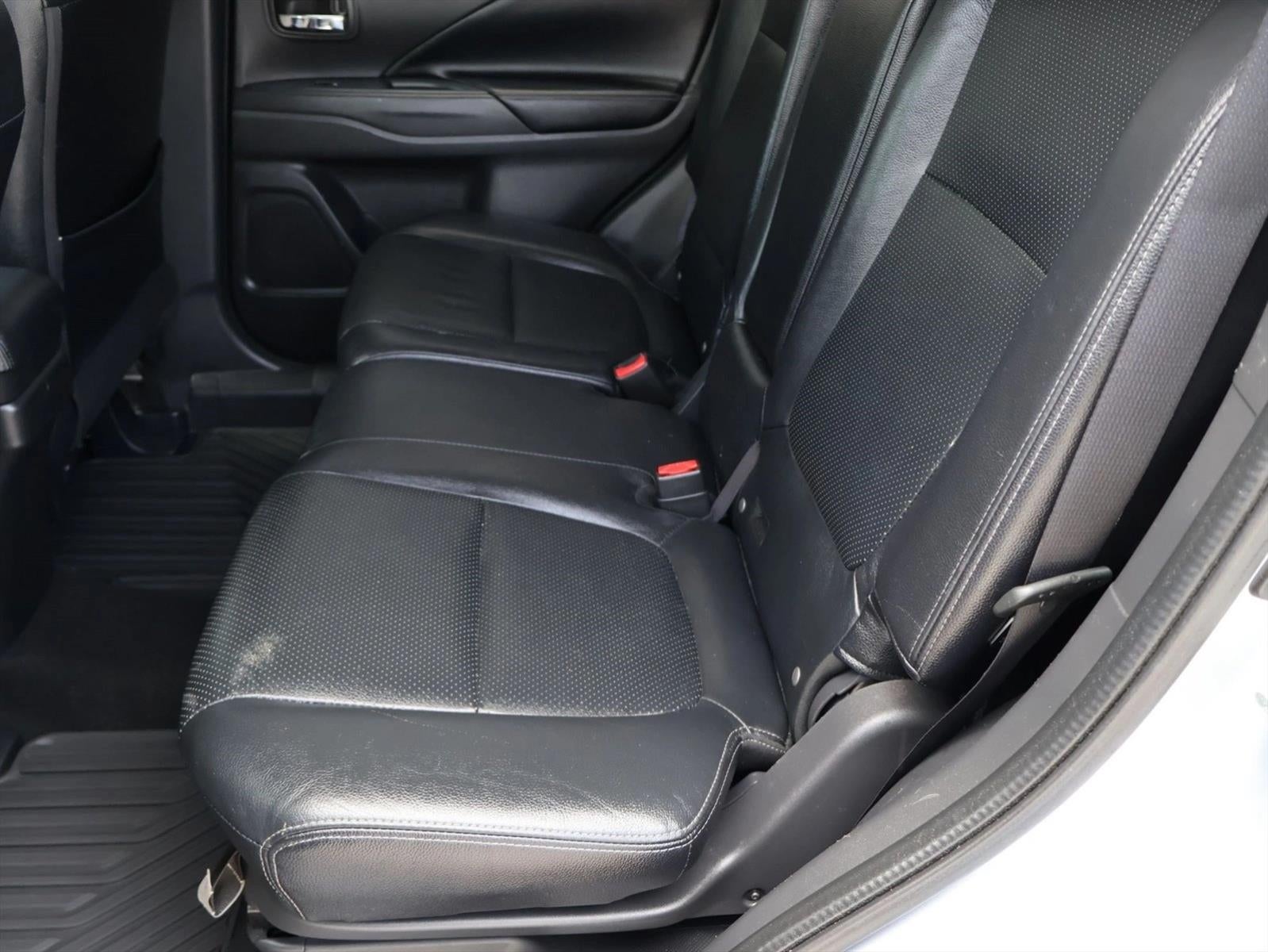 2016 Mitsubishi Outlander AWC 4dr SE