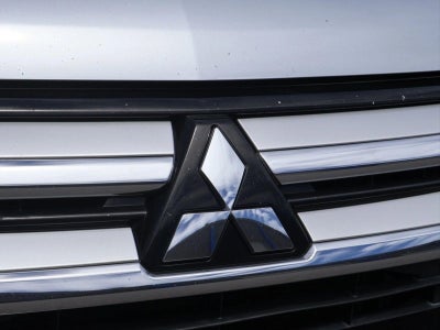 2016 Mitsubishi Outlander AWC 4dr SE