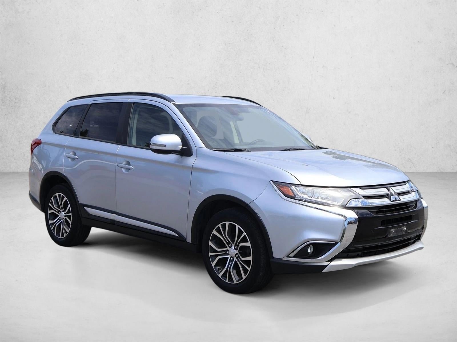 2016 Mitsubishi Outlander AWC 4dr SE