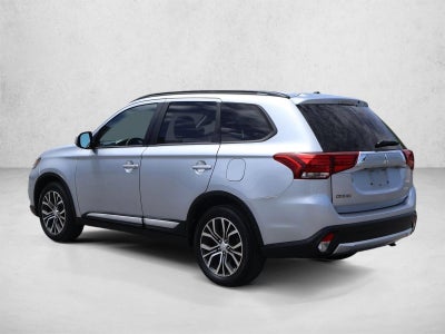 2016 Mitsubishi Outlander AWC 4dr SE